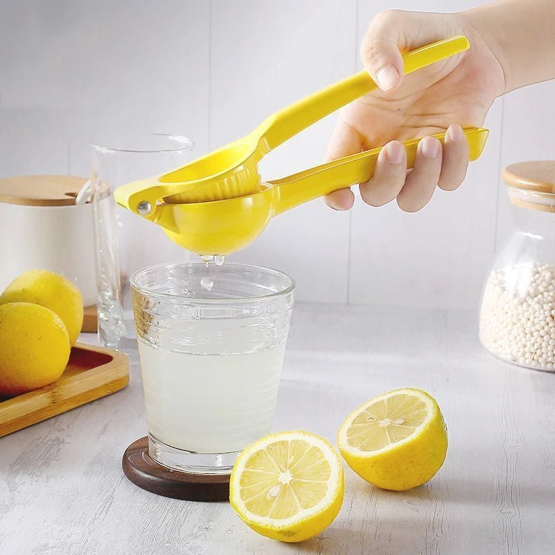 Portable Manual Lemon Squeezer - Aluminum Alloy Hand Press Juicer for Kitchen | Easy Fruit Juicer - Flameira