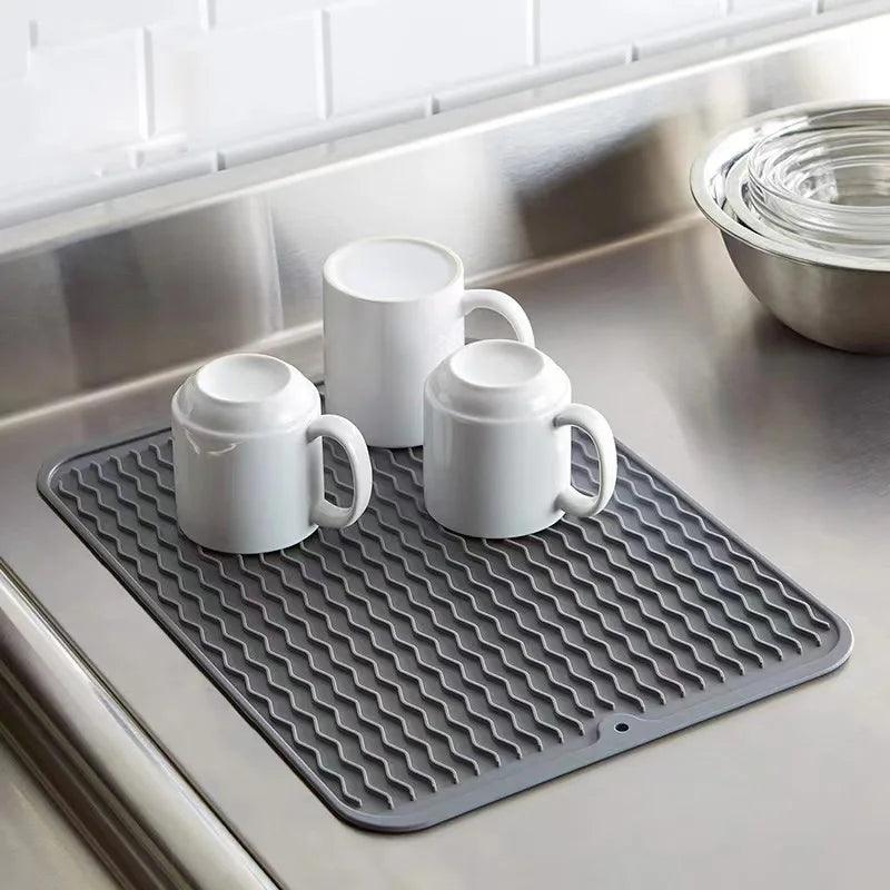 Heat-Resistant Silicone Drying Mat – Non-Slip Kitchen Accessory - Flameira